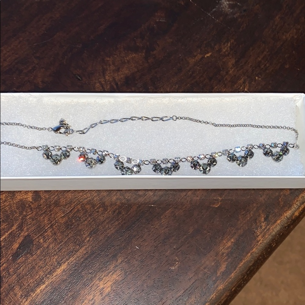 NWOT crystal collection necklace
